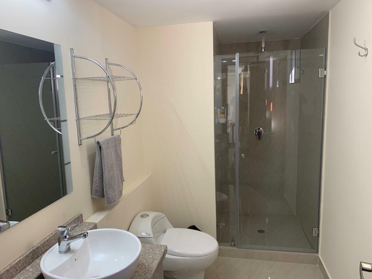 Los Angeles Stay Inn Quito Eksteriør billede